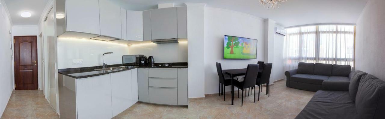 Apartment Islandia ตอร์เรเวียคา ภายนอก รูปภาพ